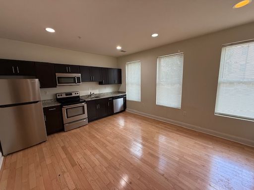 4 Bedroom Apartment – 4128 Chester Ave, Philadelphia, PA 19104