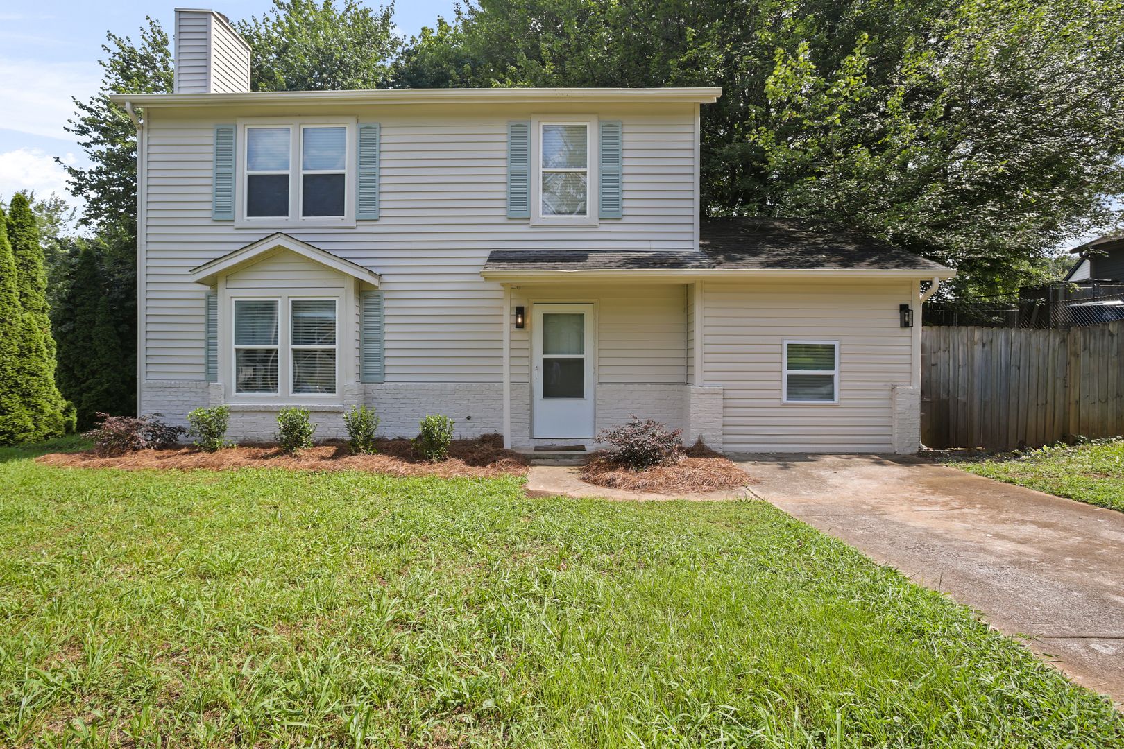 Atlanta House: 1569 Foote Street NE