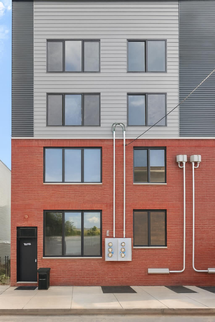 Philadelphia House: 1407-09 North 8th Street