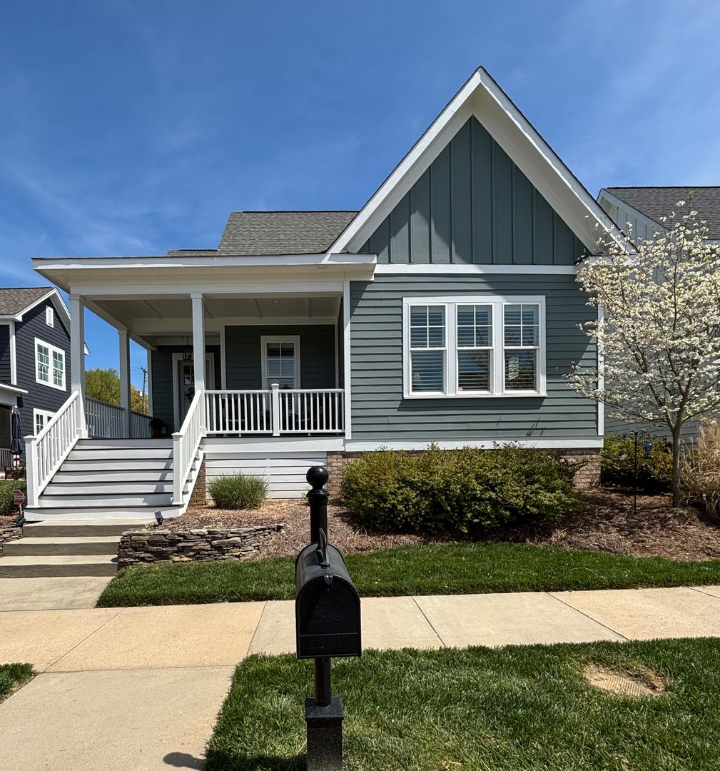 Winston-Salem House: 1544 Autumn Park Circle