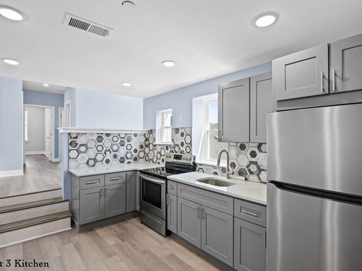 3-Bedroom, 2-Bath Apartment Just Blocks from Temple University – photo 1