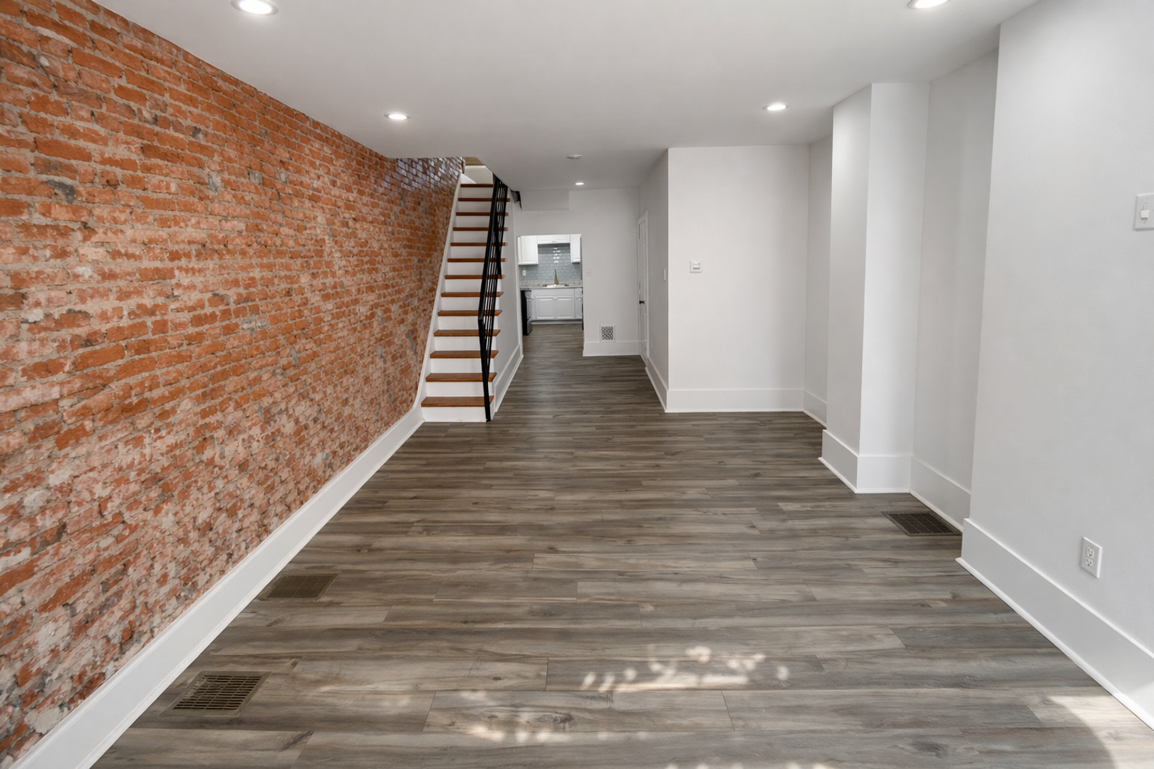 Philadelphia House: 1725 Monument Street