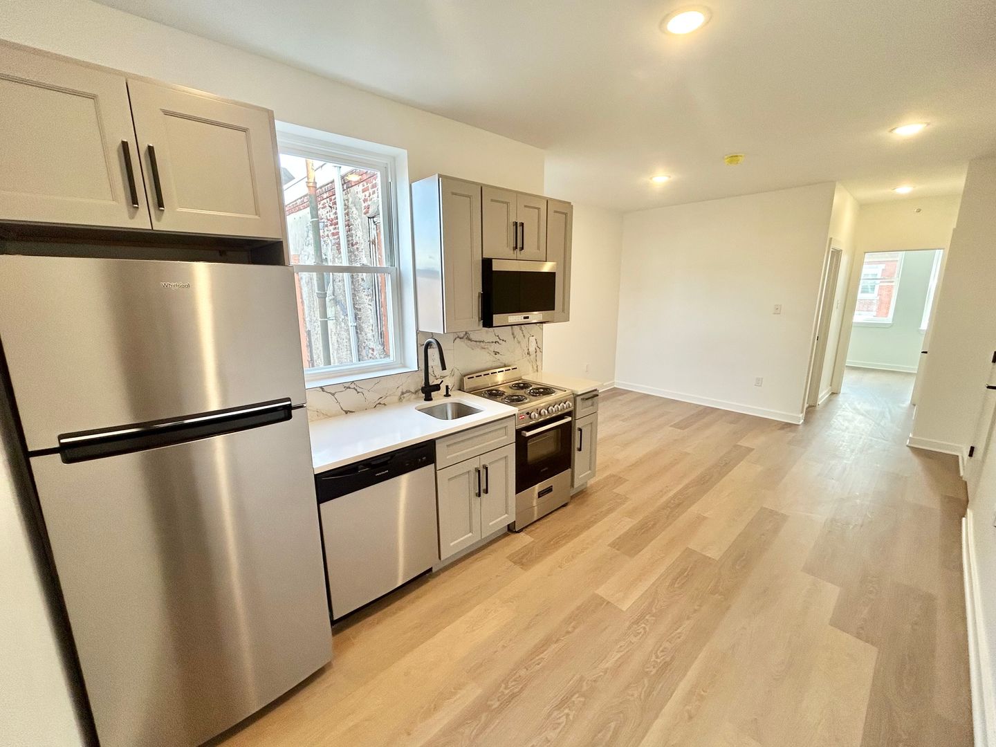 Philadelphia Apartment: 2725 W Girard Ave