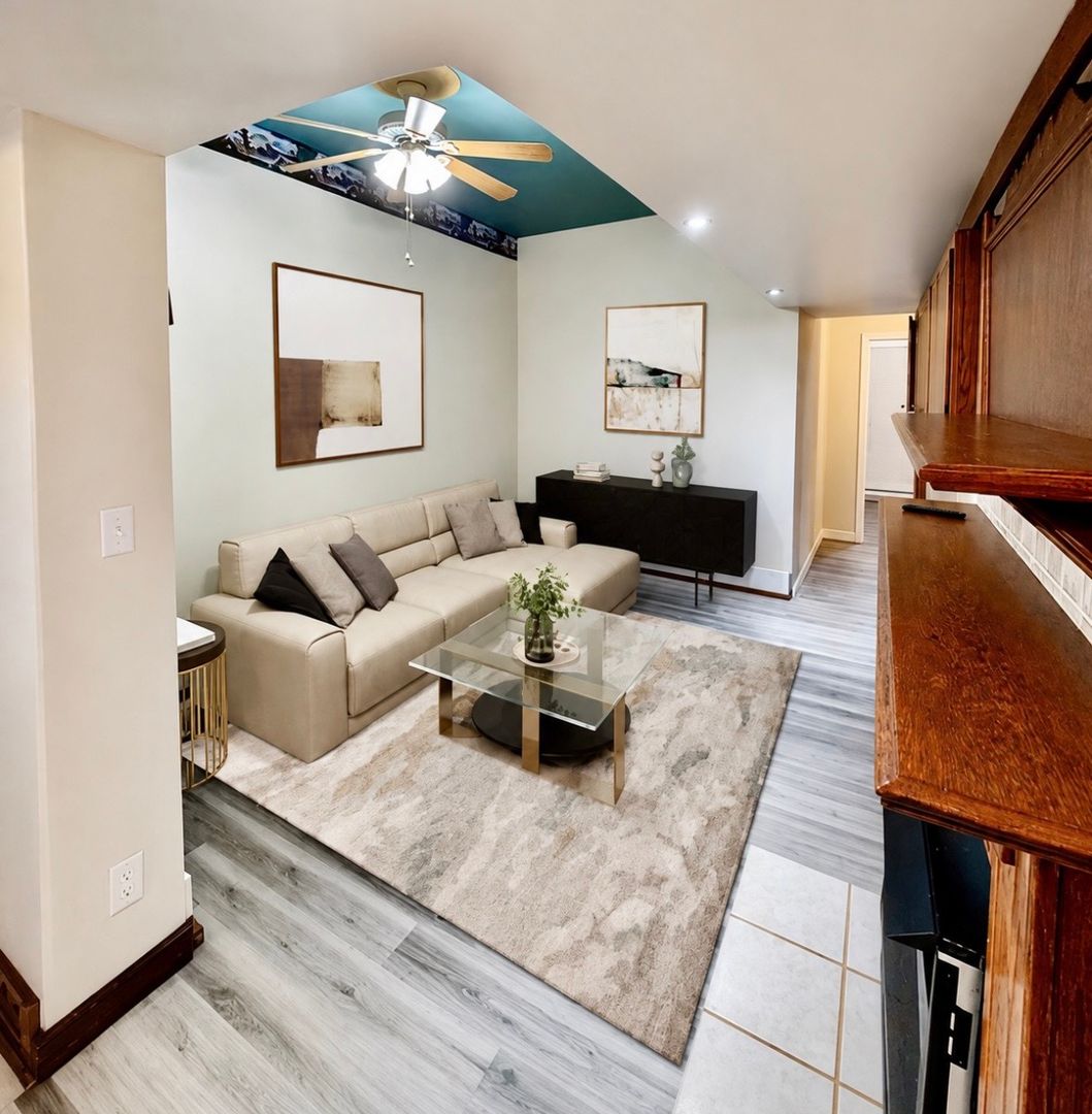 Pittsburgh Apartment: 2422 Main St