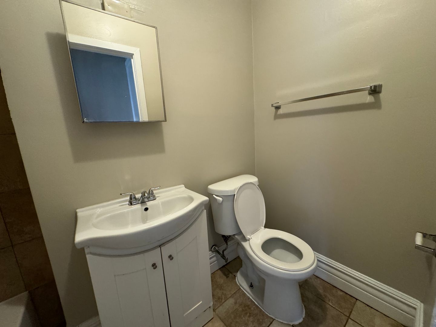 Trenton Apartment: 322 West State Street