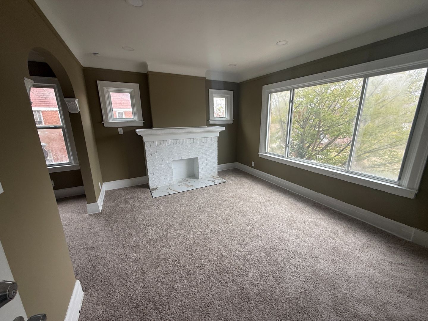 Detroit Apartment: 15512 Mendota St
