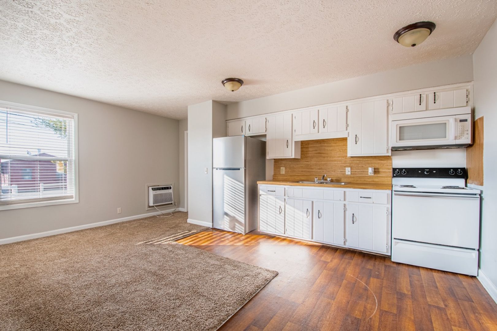 Gallatin Apartment: 1059 Woods Ferry Road