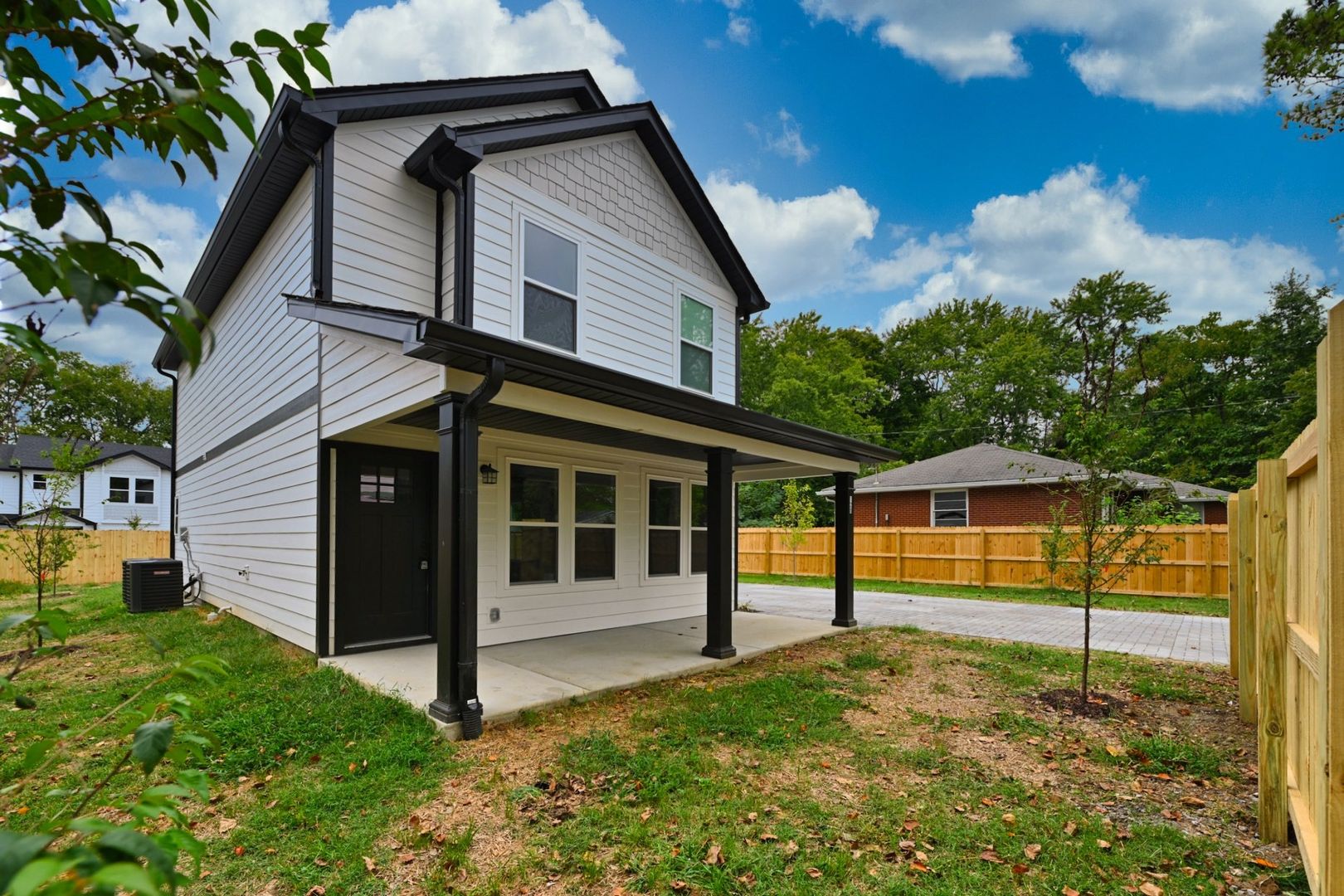 Gallatin House: 146 North Trigg Avenue