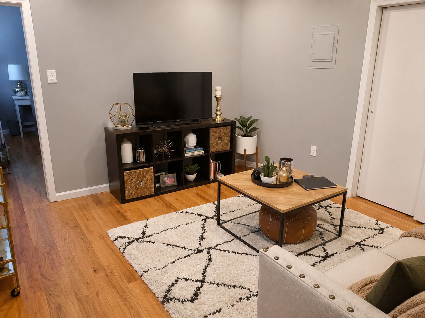 Philadelphia Apartment: 1224 Tasker Street
