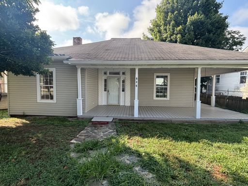 836 W Sprague St, Winston Salem, NC 27127