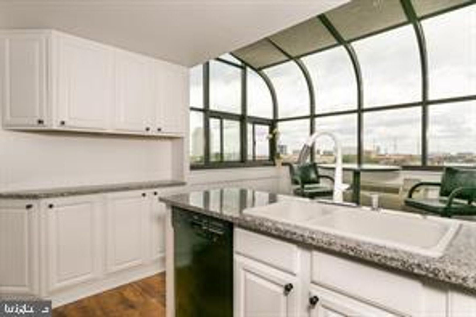 Philadelphia Condo: 200-210 Lombard Street
