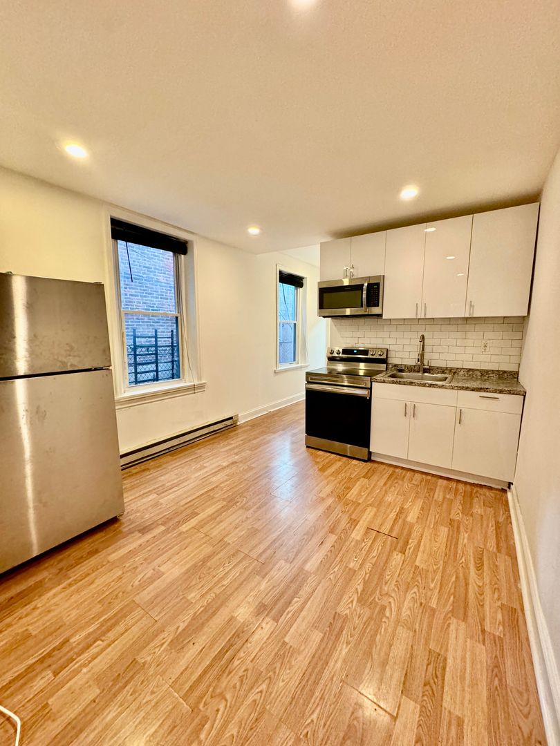 Philadelphia Apartment: 1706 North 25th Street