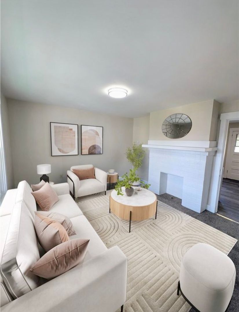 Pittsburgh House: 7231 Somerset St