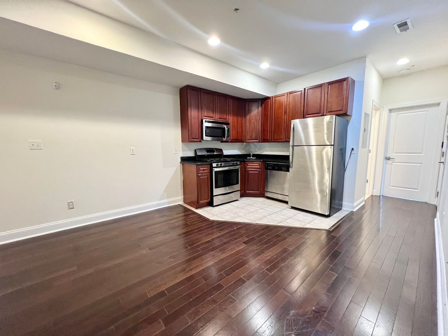 Philadelphia Apartment: 1818 North 16th Street