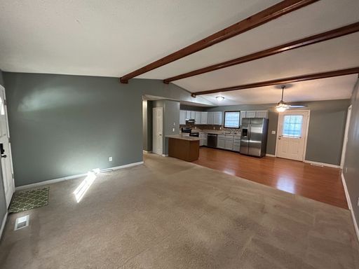 Listing photo thumbnail