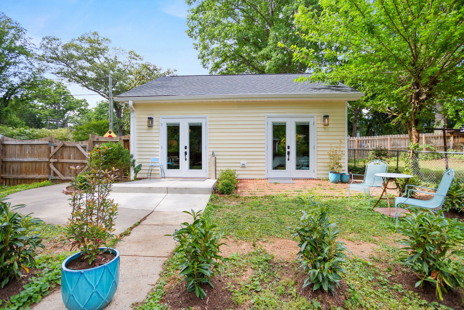 Winston-Salem Apartment: 2377 Westfield Avenue