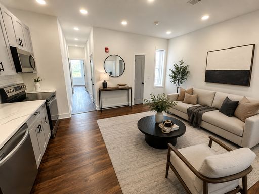 Spacious 2BR/2BA with In-Unit Laundry, Central Air & Pet-Friendly Living – photo 1