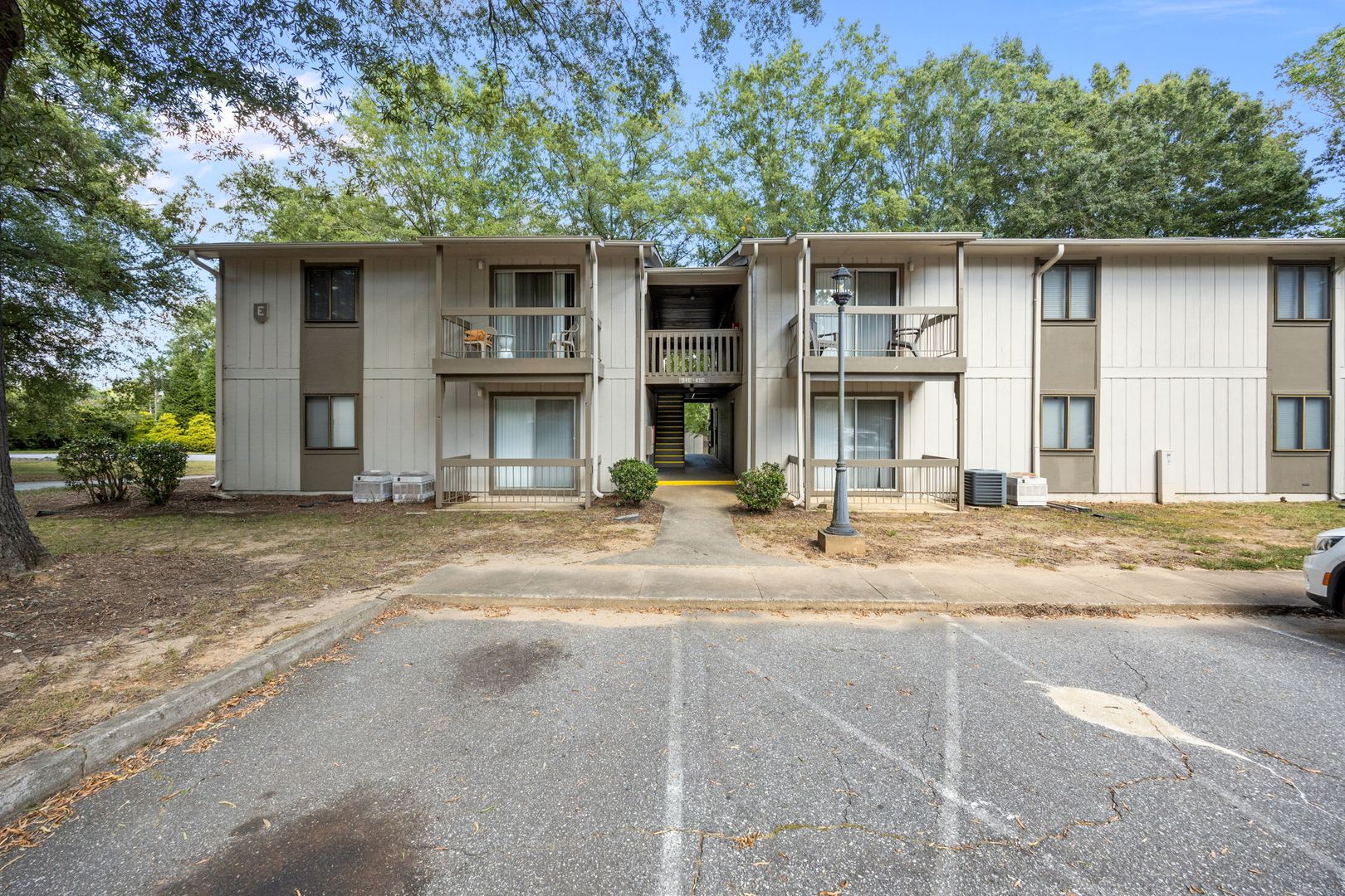 Winston-Salem House: 2230 Sunderland Rd 37E