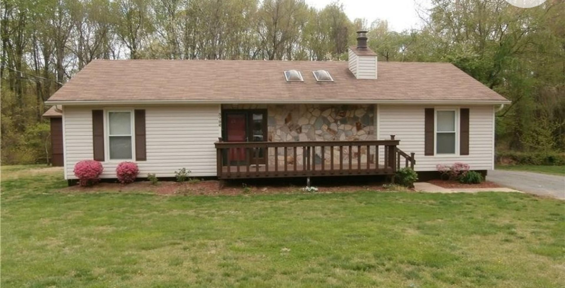 Winston Salem House: 3796 Vandalia Dr