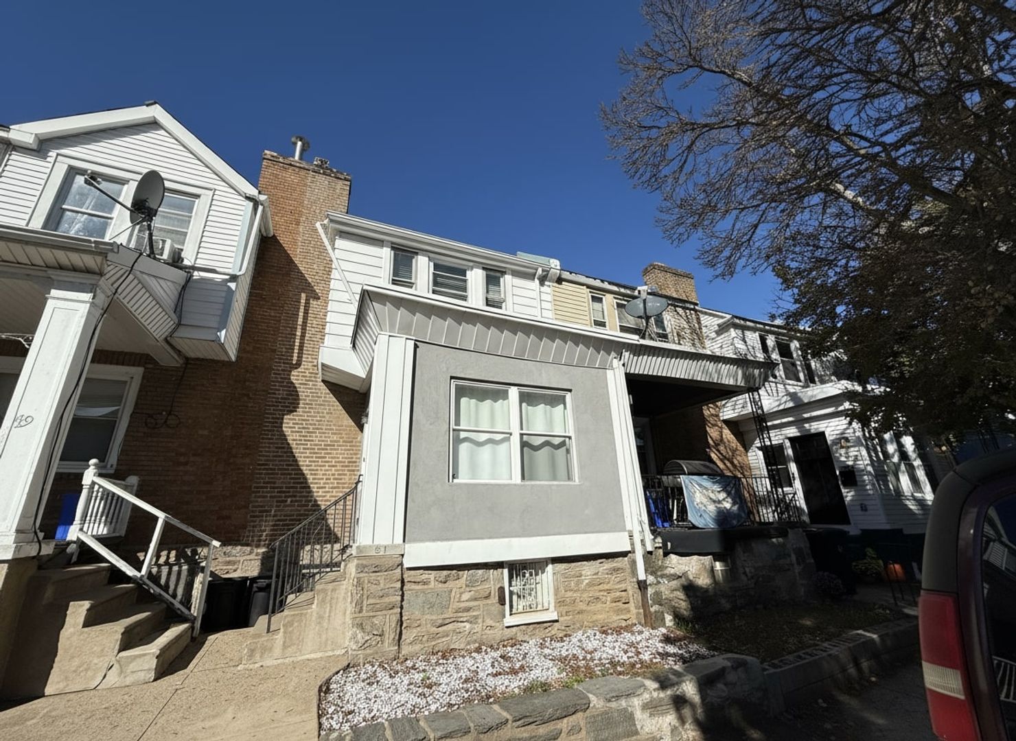 Philadelphia House: 51 East Montana Street