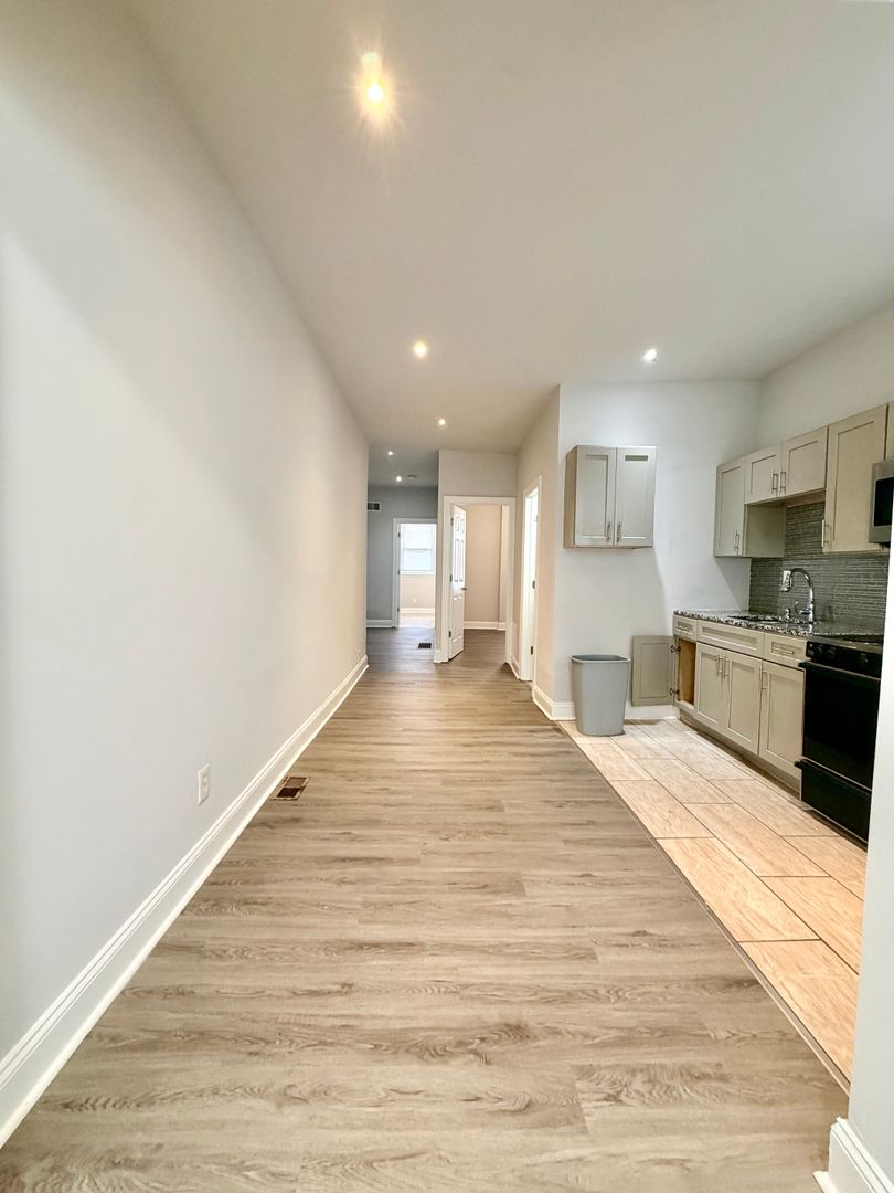 Philadelphia Apartment: 1824 North 54th St