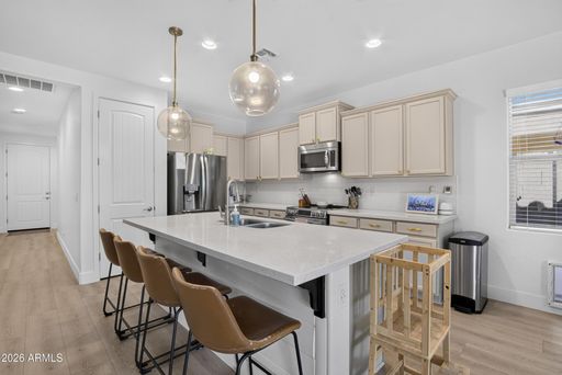Listing photo thumbnail
