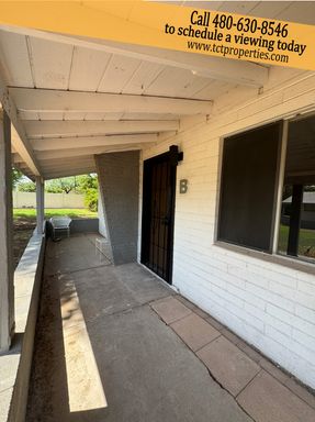 Fully Remodeled Duplex Near Downtown Chandler – photo 1