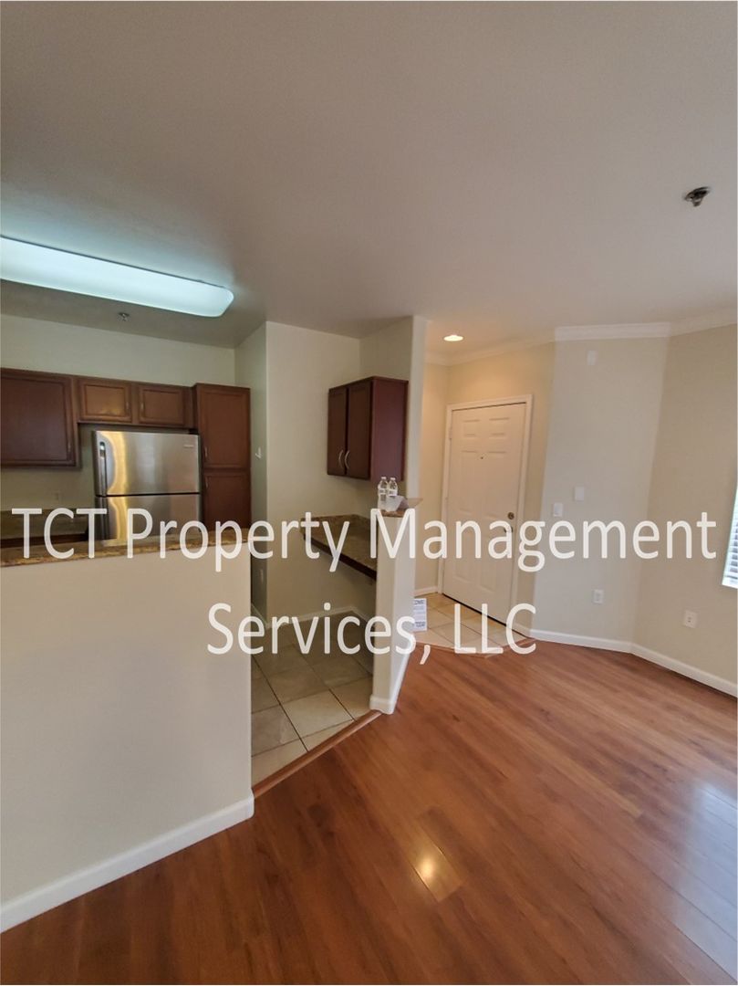 Tempe Condo: 2134 E Broadway Rd  #2053