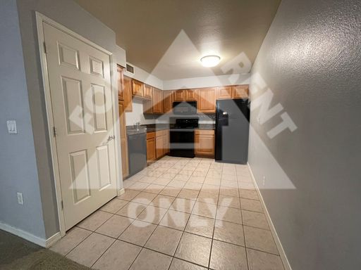 Condo near Tempe Town Lake!! – photo 1