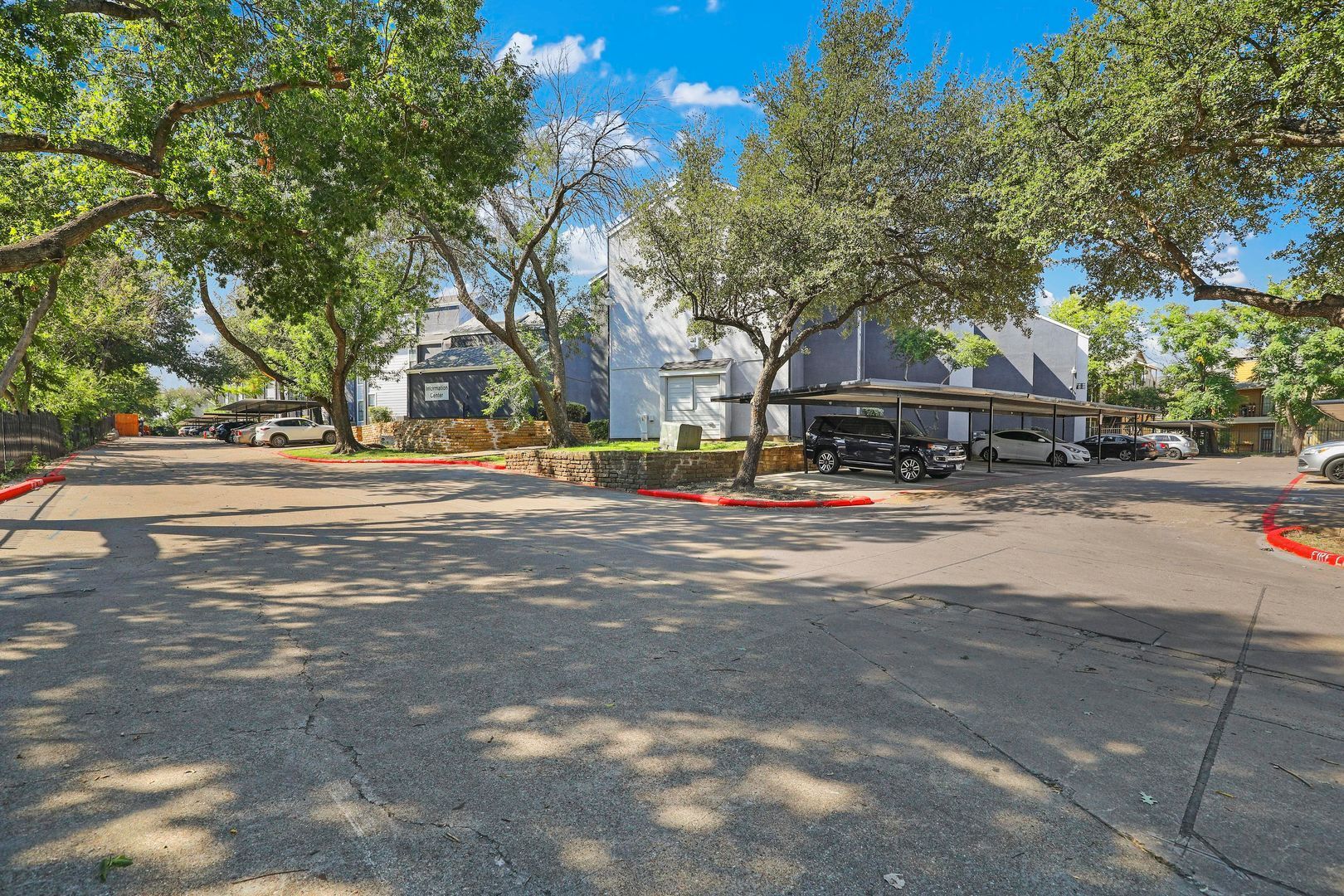 Dallas Condo: 9920 Forest Lane