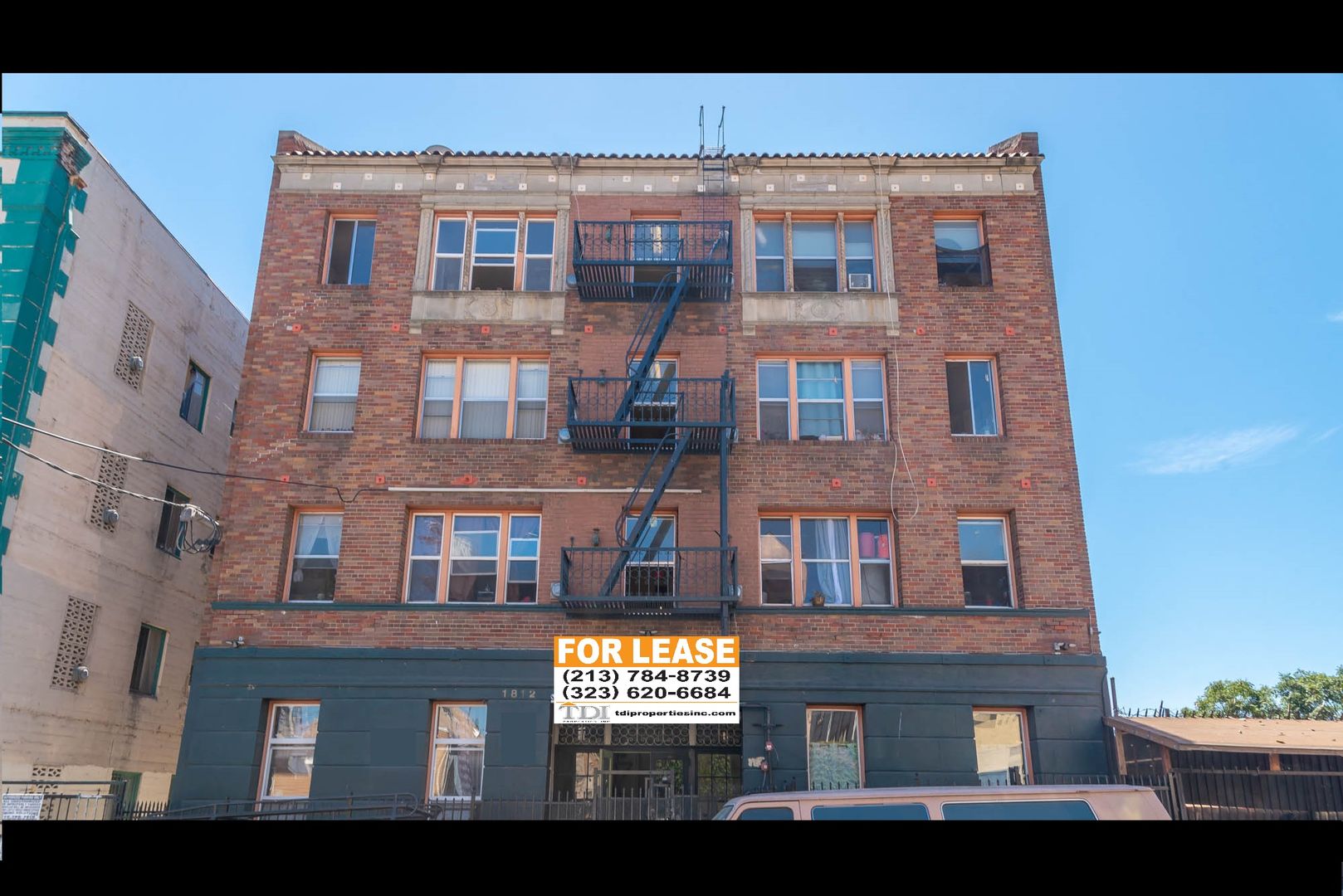 Los Angeles Apartment: 1812 W 5th Street