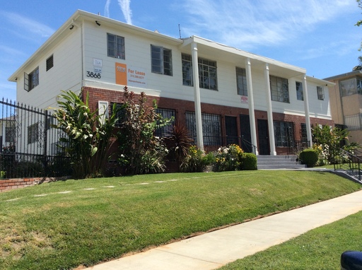 Move-In Ready: Unit 386802 - Beautiful 2-bedroom/1-bathroom apartment in the Second Floor. – photo 1