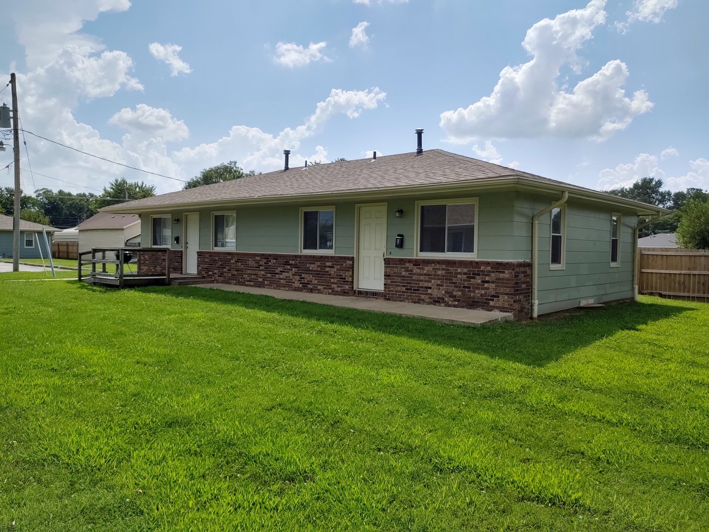 Springfield Apartment: 2125 W Phelps