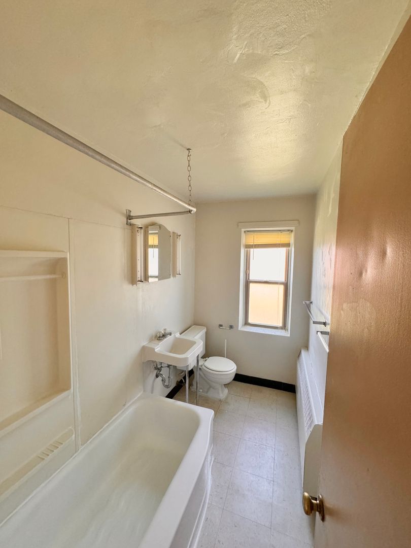 Rochester Apartment: 210 16th Street NE