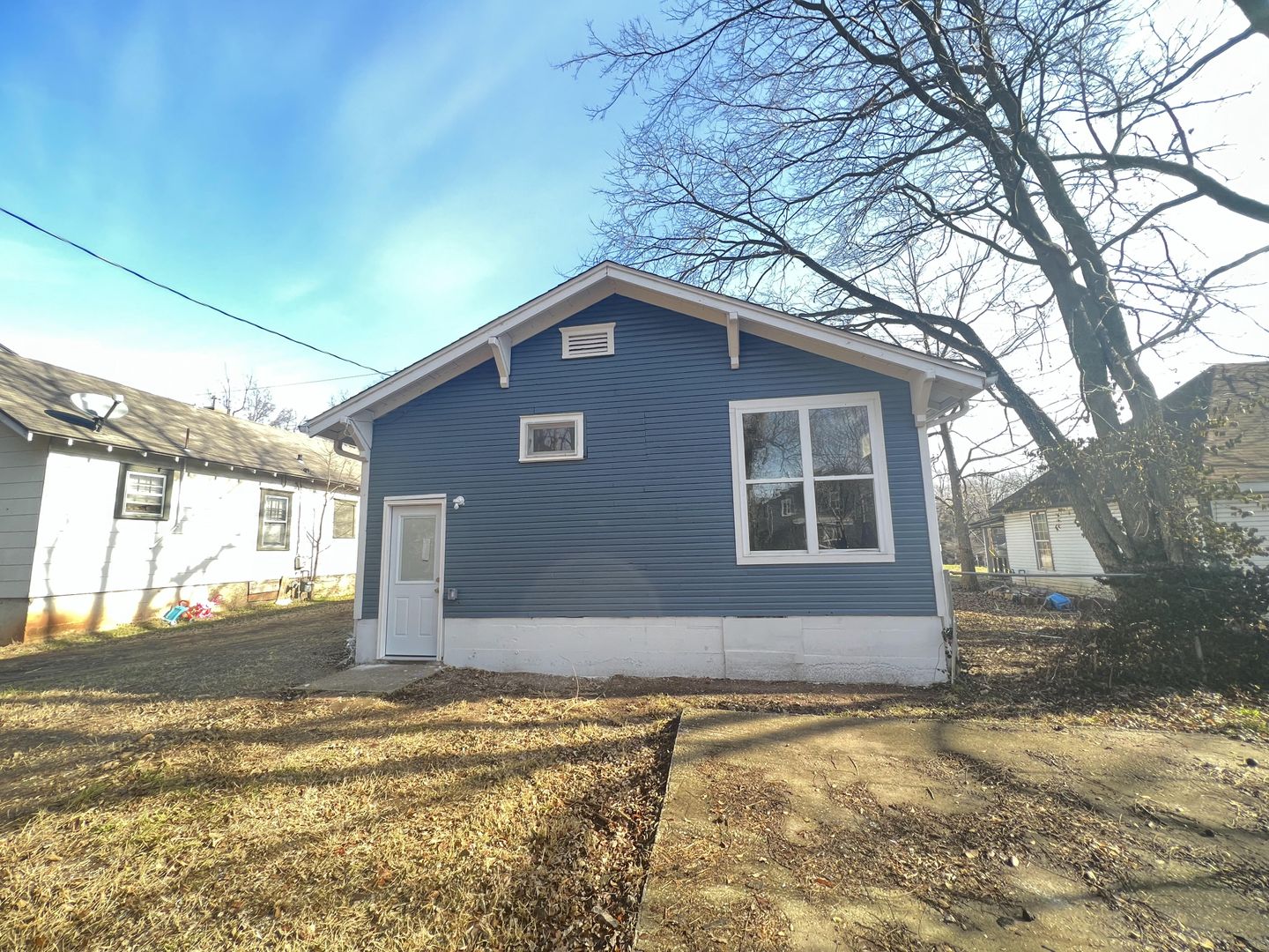 Springfield House: 539 S Fort Ave