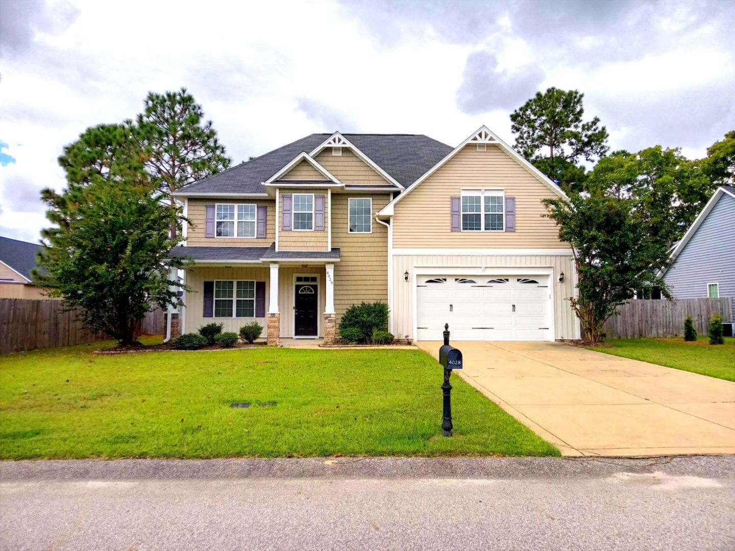 Fayetteville House: 4028 Stretton Avenue