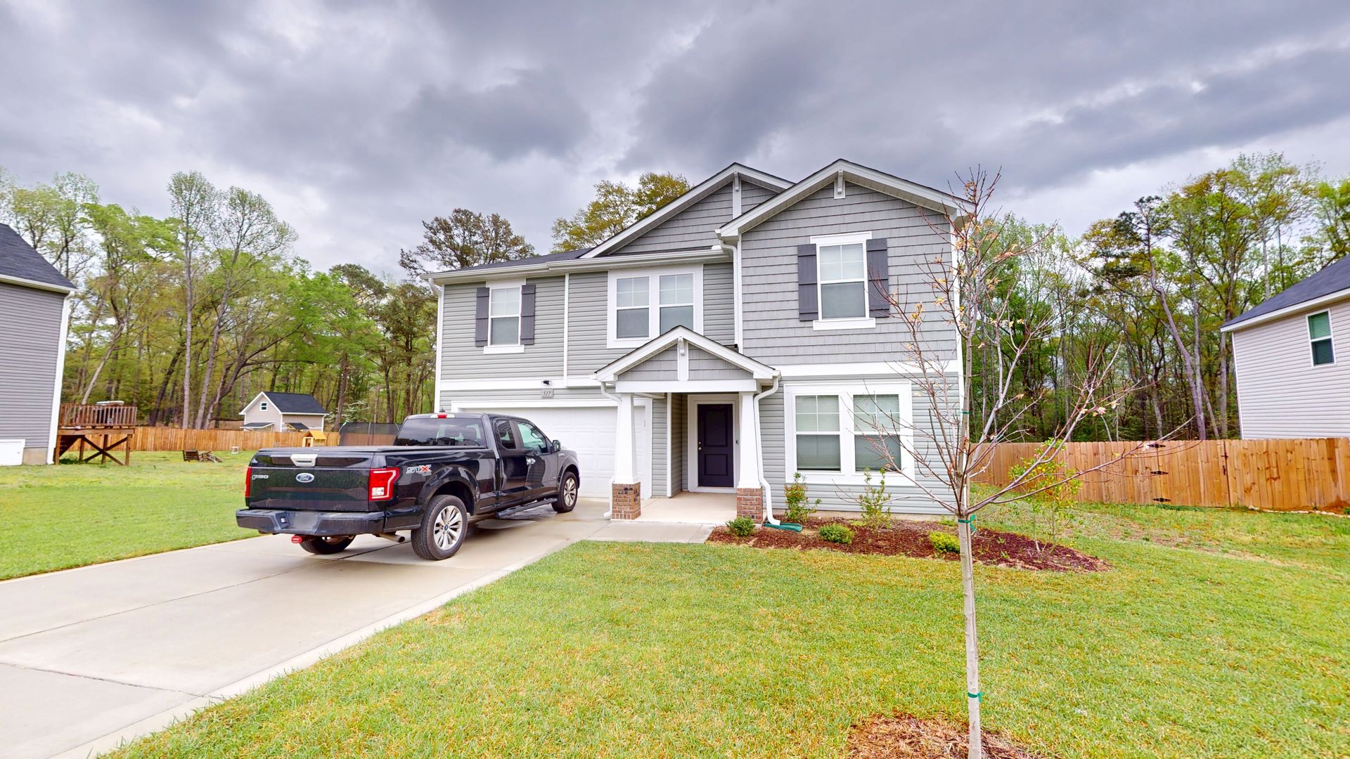 Cameron House: 517 Phoenix Lane