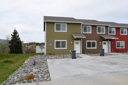 Pet Friendly town house for rent – photo 1