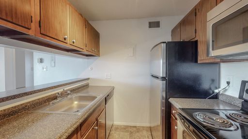 All utilities included!!!!!!!!! – photo 1