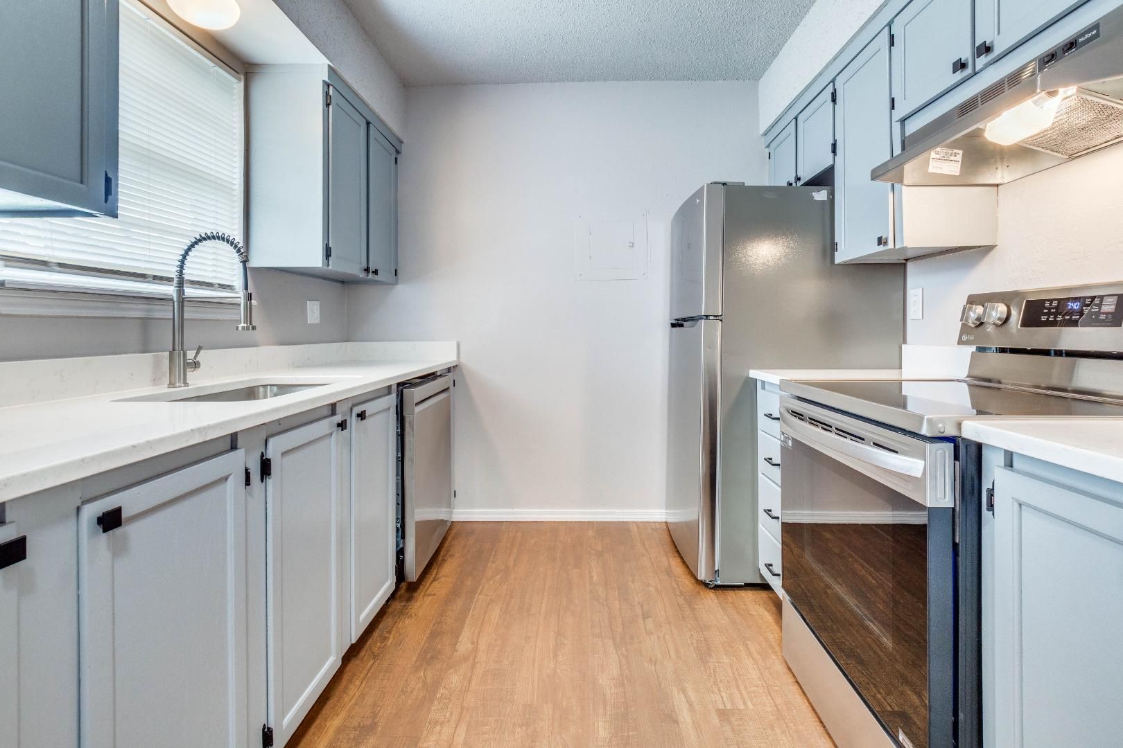 Norman Townhome: 1201 Lakecrest Dr