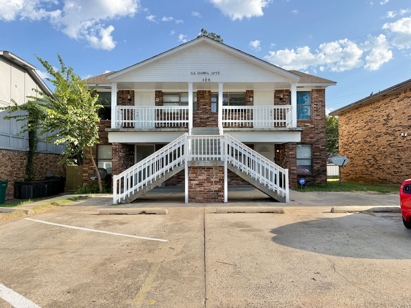 Oklahoma City Apartment: 109 SE 42nd St