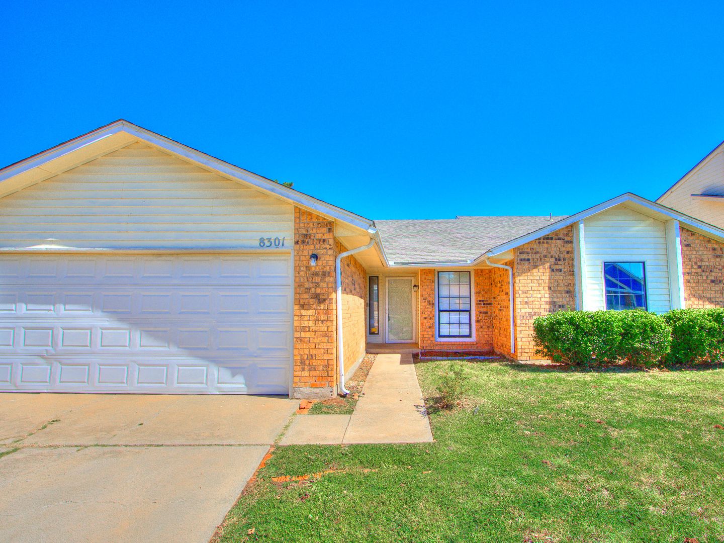 Oklahoma City House: 8301 NW 112th St
