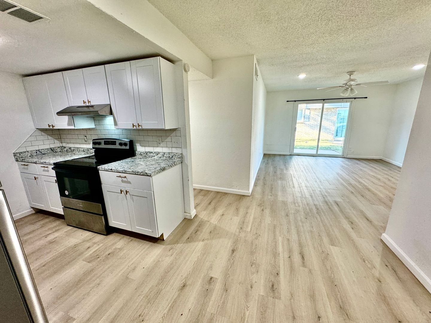 Oklahoma City Apartment: 7321 Melrose Lane