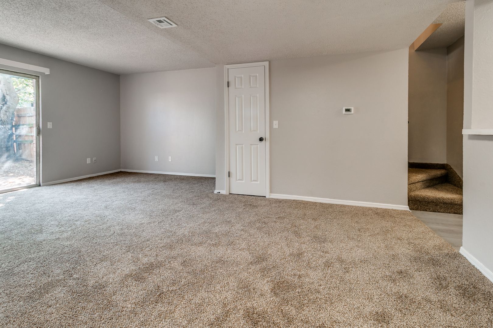 Norman Townhome: 1201 Lakecrest Drive