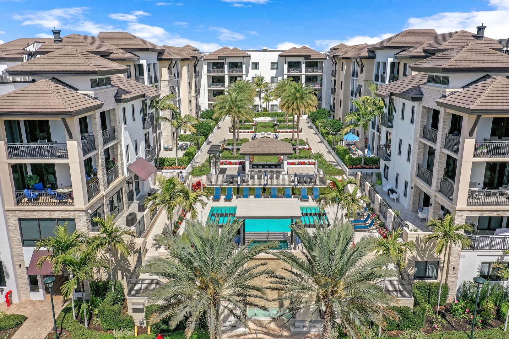 Naples House: 1035 3rd Ave S #215