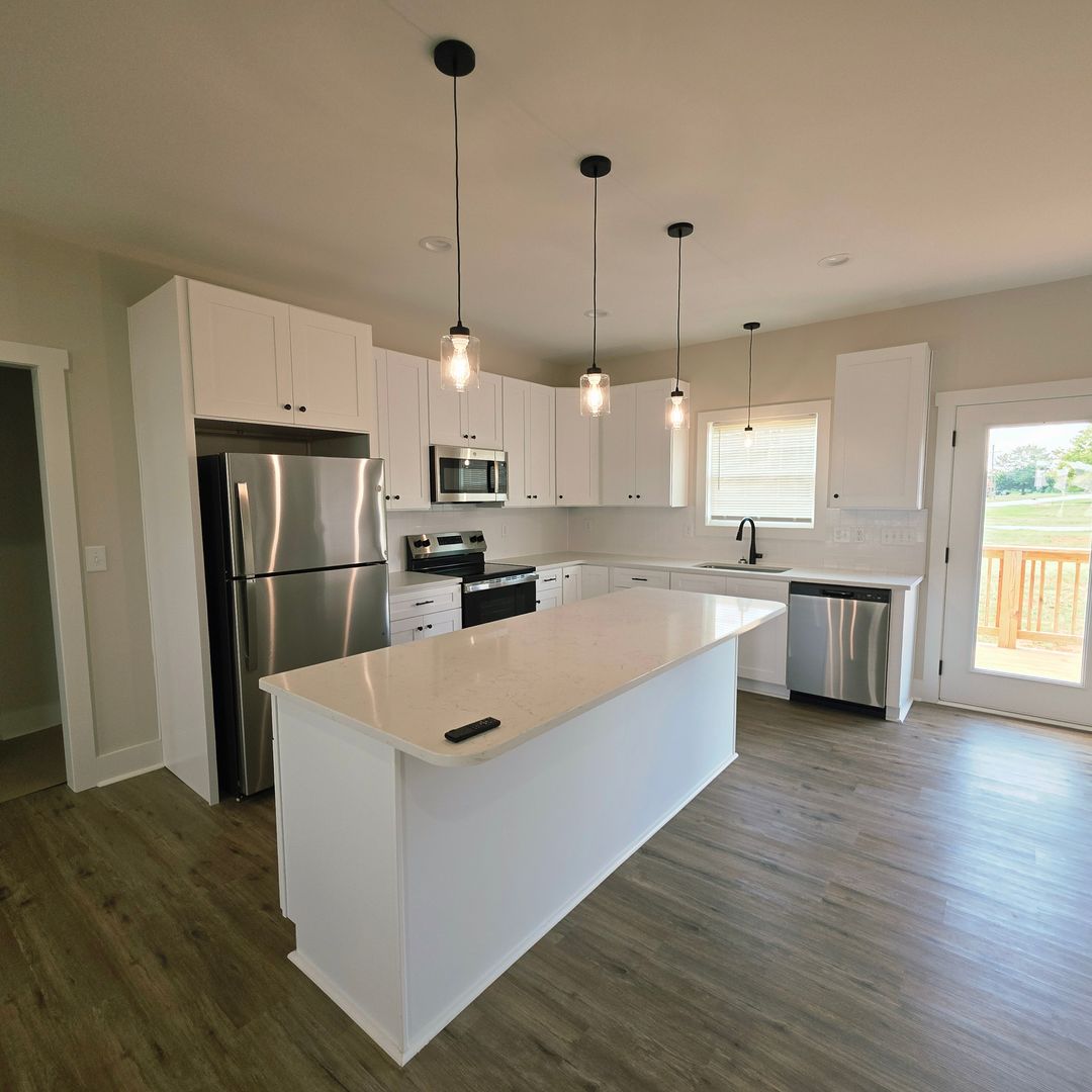 118 Wetmore Rd 2 of 12