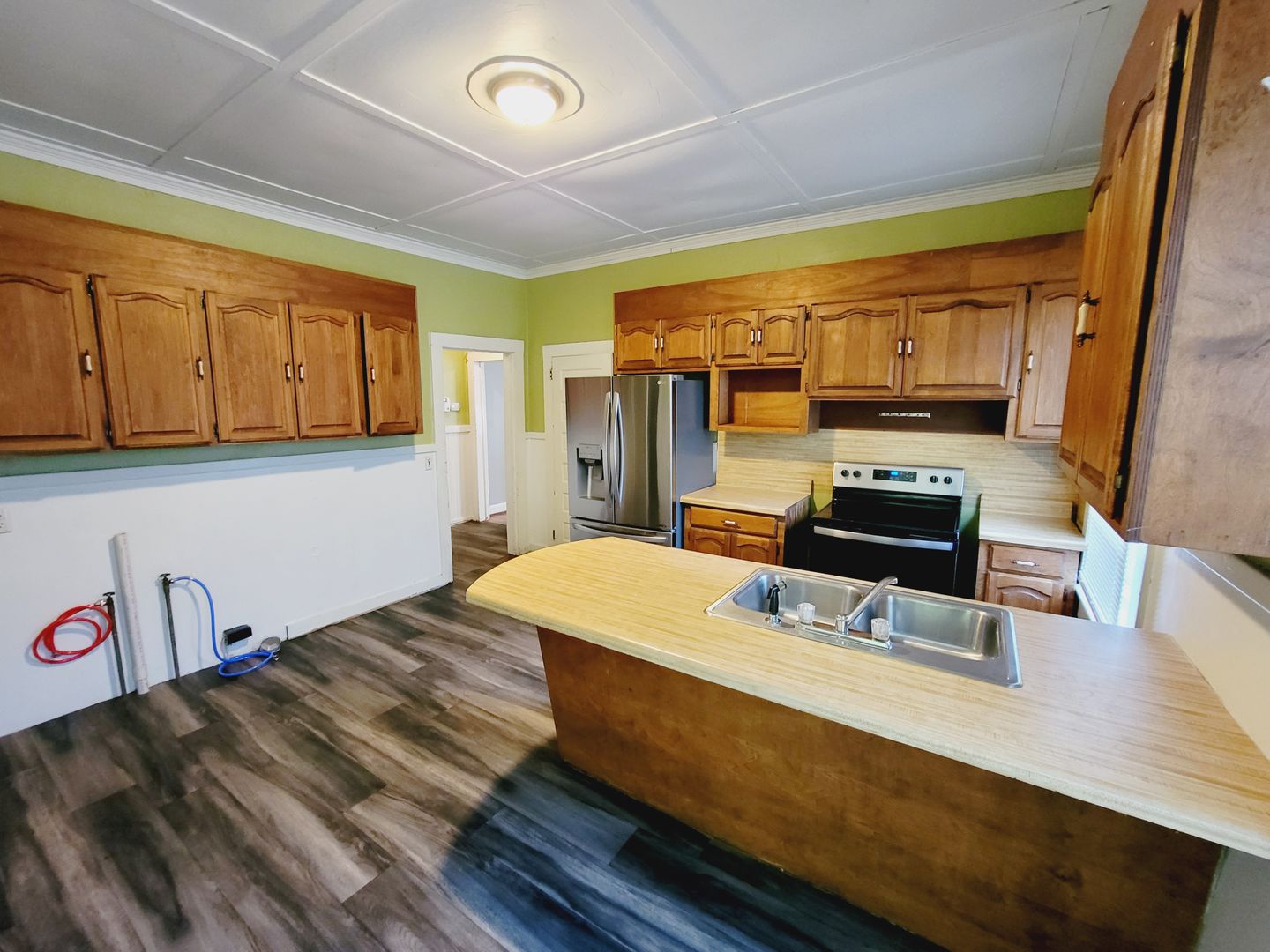 Gastonia House: 105 N Liberty St