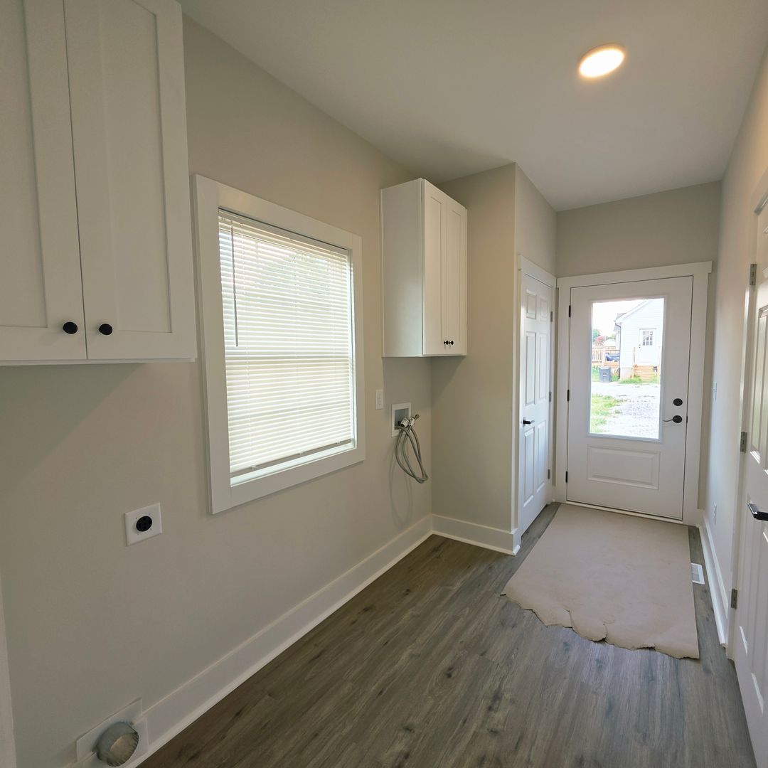 118 Wetmore Rd 7 of 12