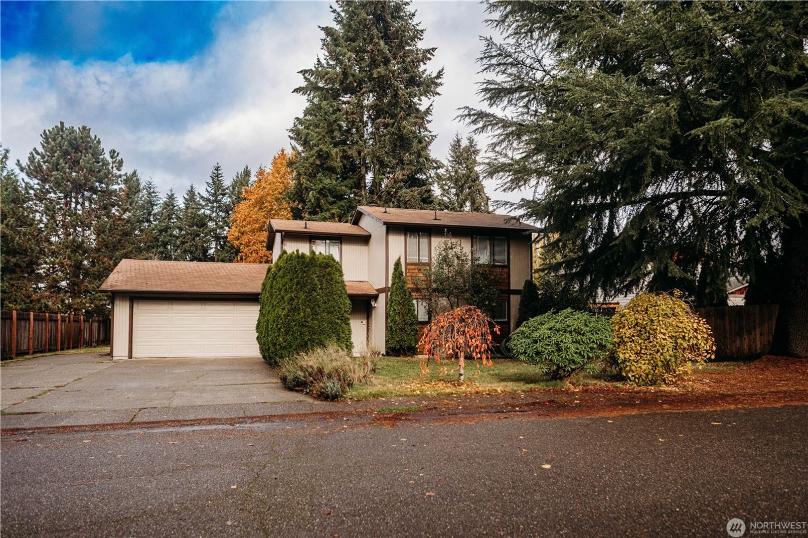 Lacey House: 5812 19th Ave SE