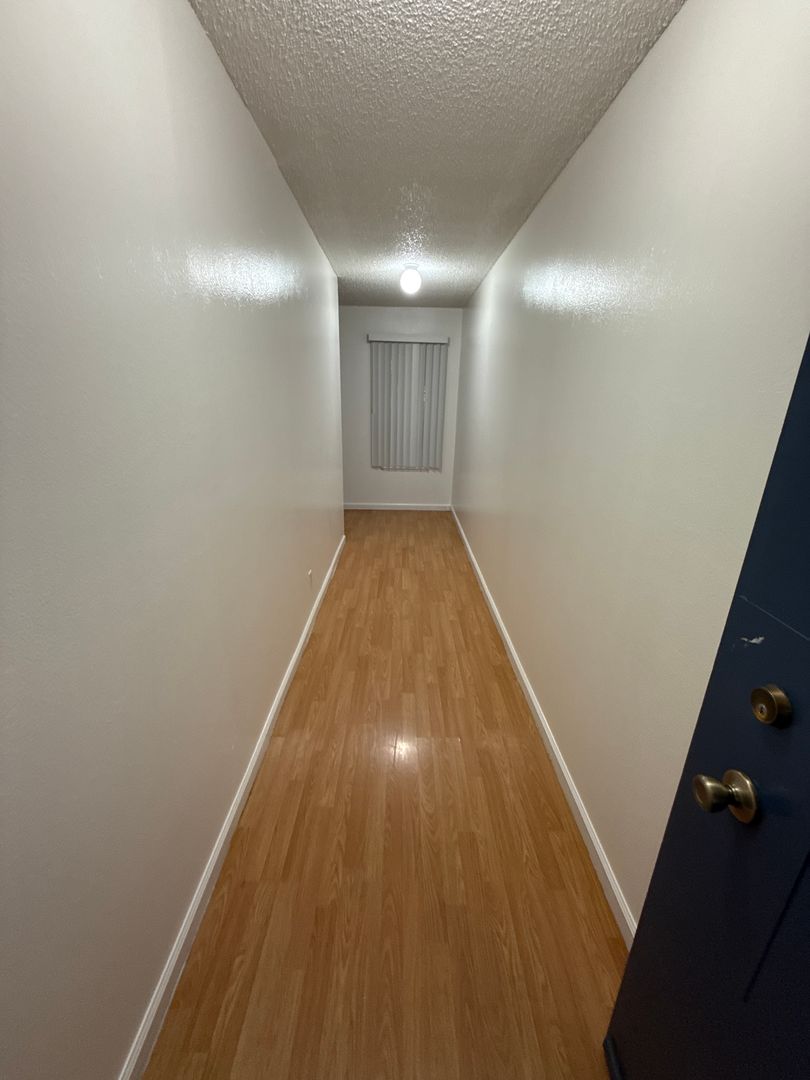 Tukwila Apartment: 3516 S. 146th St